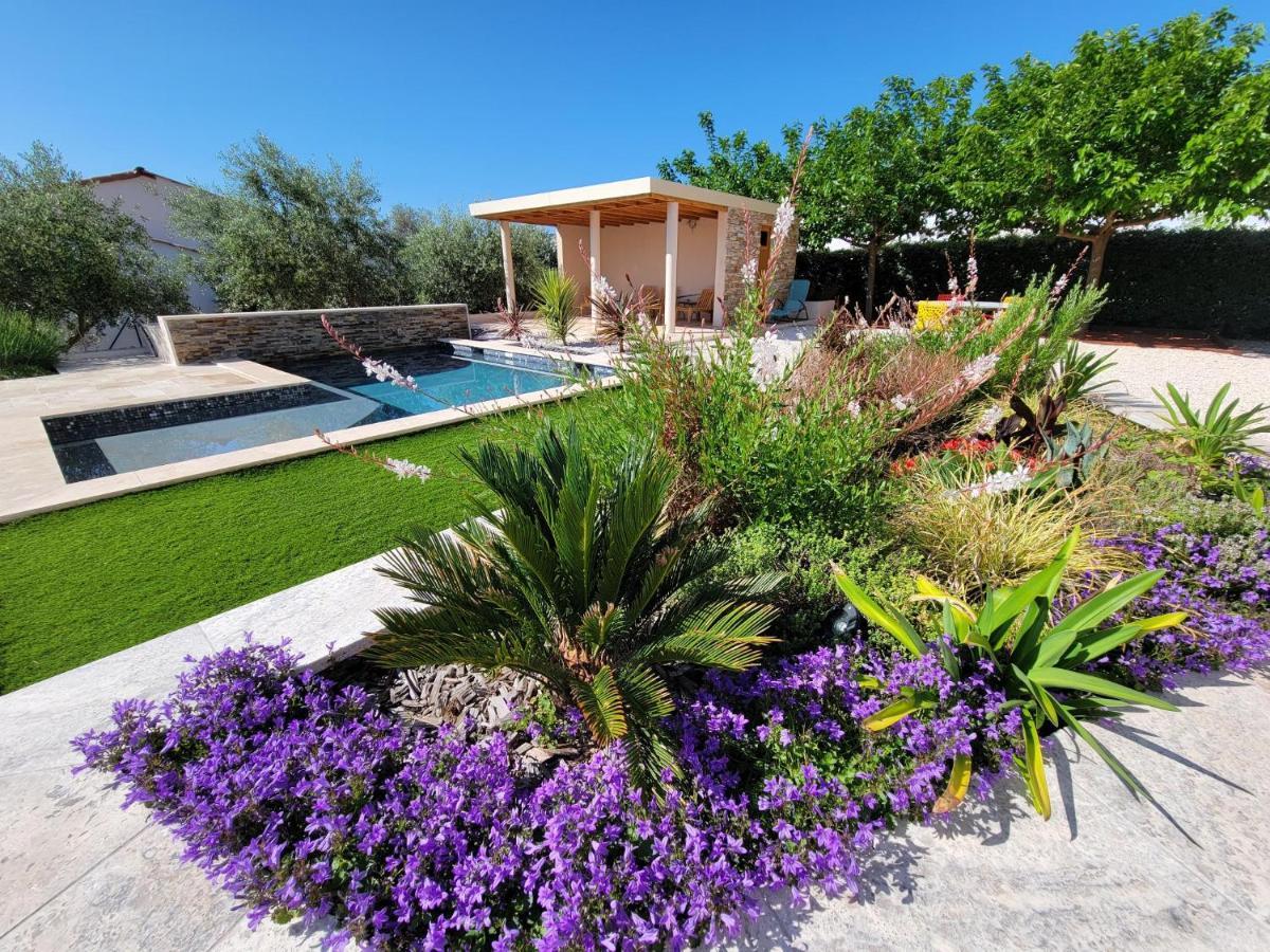 Villa Tropez Chambres D'Hotes Le Luc Εξωτερικό φωτογραφία